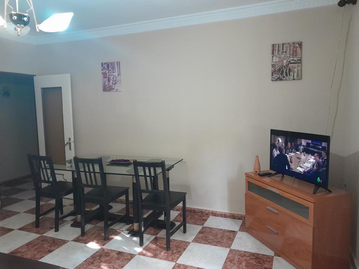 Apartmán Disfruta De Un Barrio Tranquilo Alcalá de Guadaira Exteriér fotografie