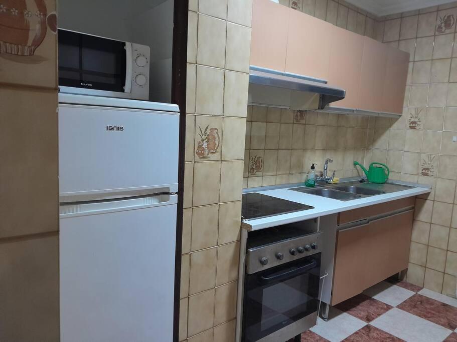 Apartmán Disfruta De Un Barrio Tranquilo Alcalá de Guadaira Exteriér fotografie