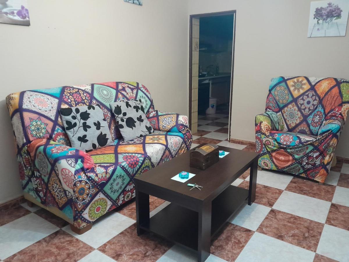 Apartmán Disfruta De Un Barrio Tranquilo Alcalá de Guadaira Exteriér fotografie